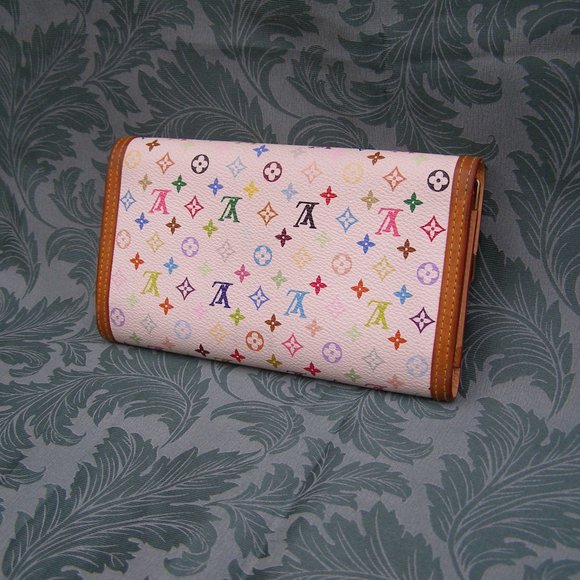 RARE Louis Vuitton x Murakami International Wallet EUC - Picture 4 of 16